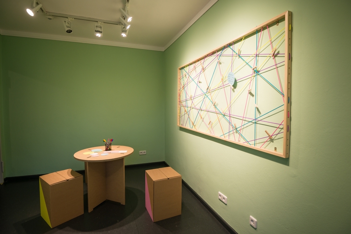 Blick in einen Nebenraum der Ausstellung Generation 75