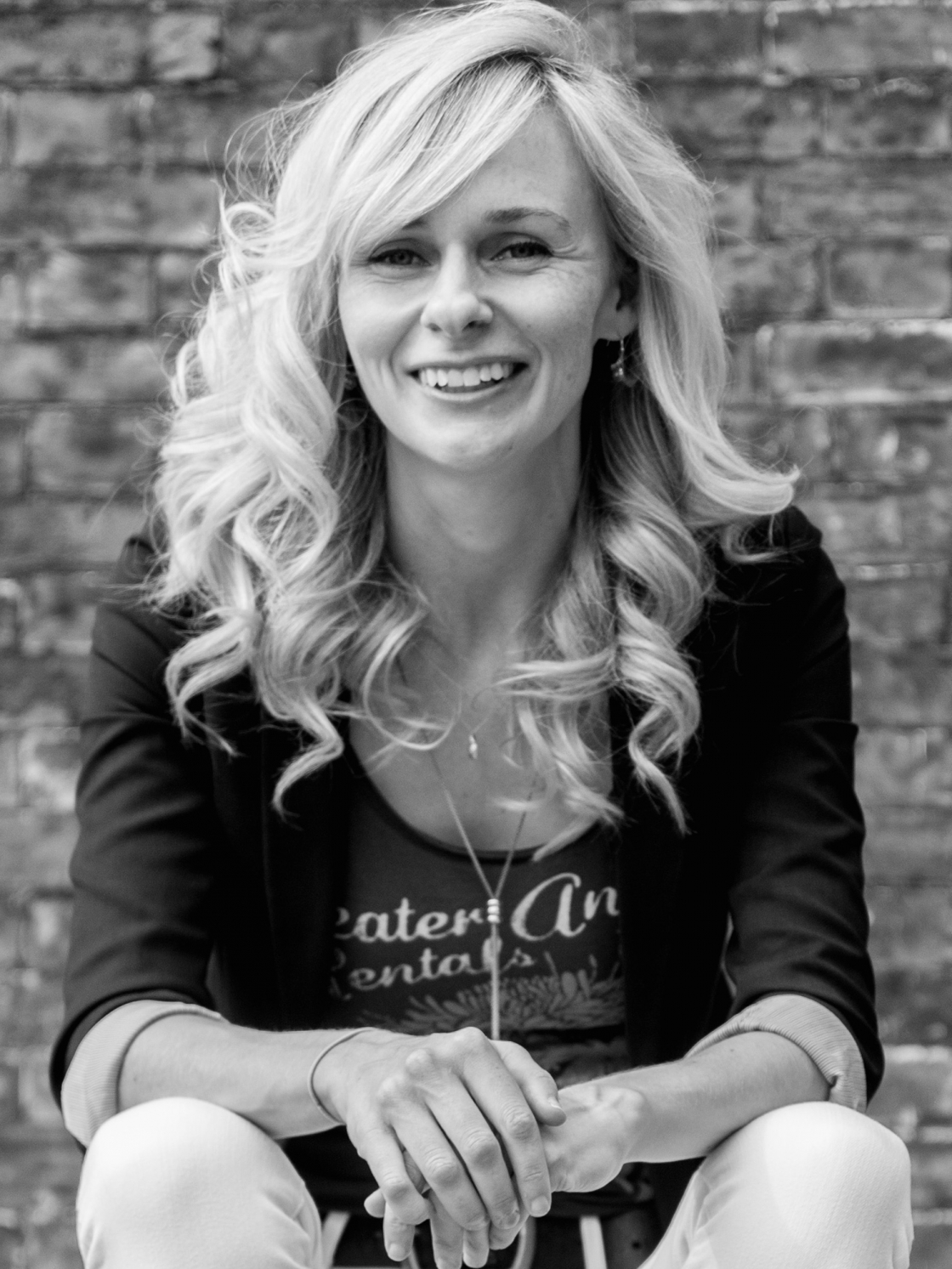 Portrait Dr. Sara Perry