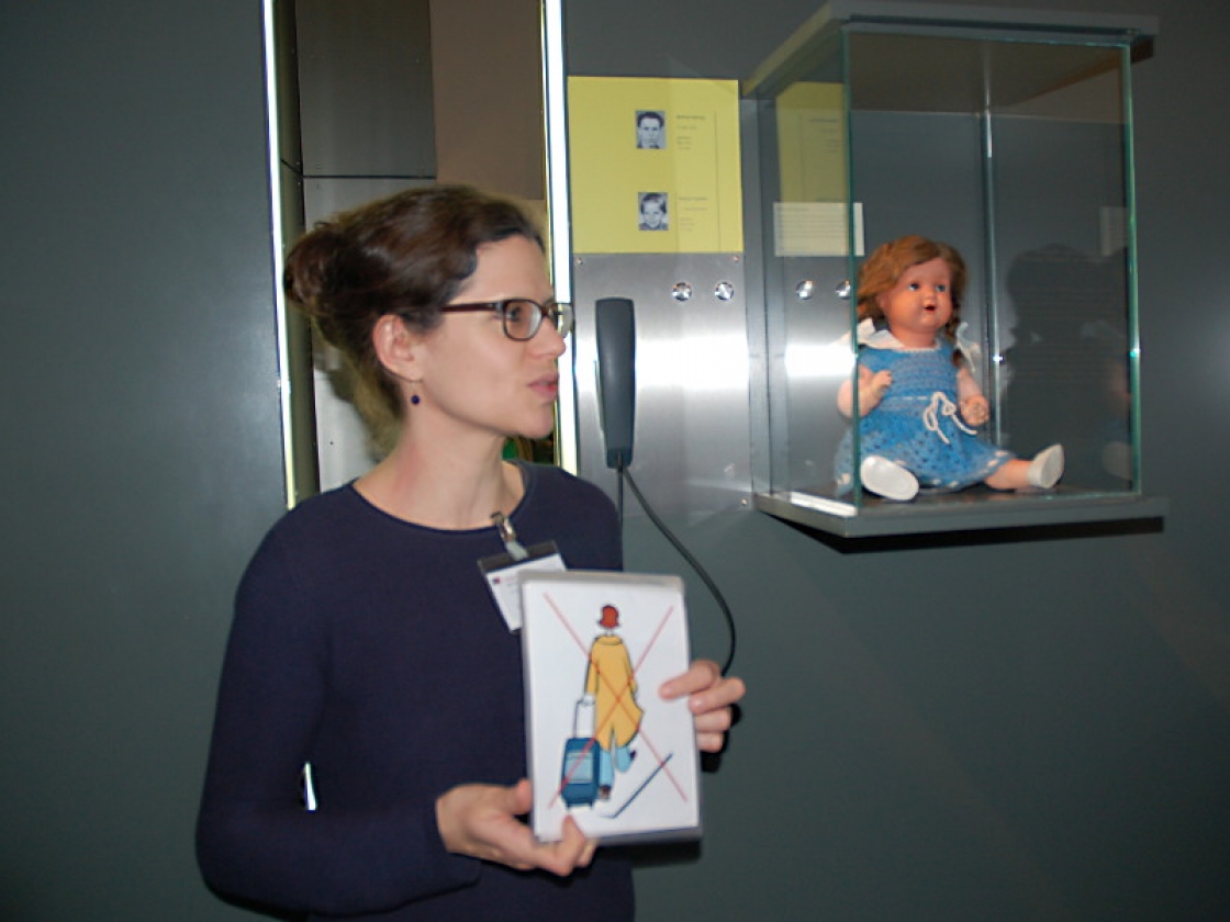 Führung in der Erinnerungsstätte Notaufnahmelager Marienfelde