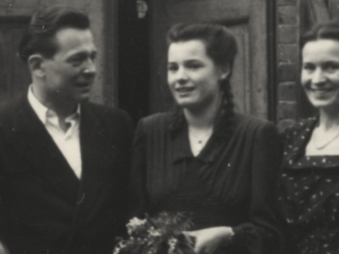 Familienfoto in Schwarz-Weiß