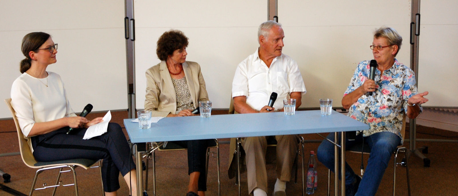 Zeitzeugen auf dem Podium