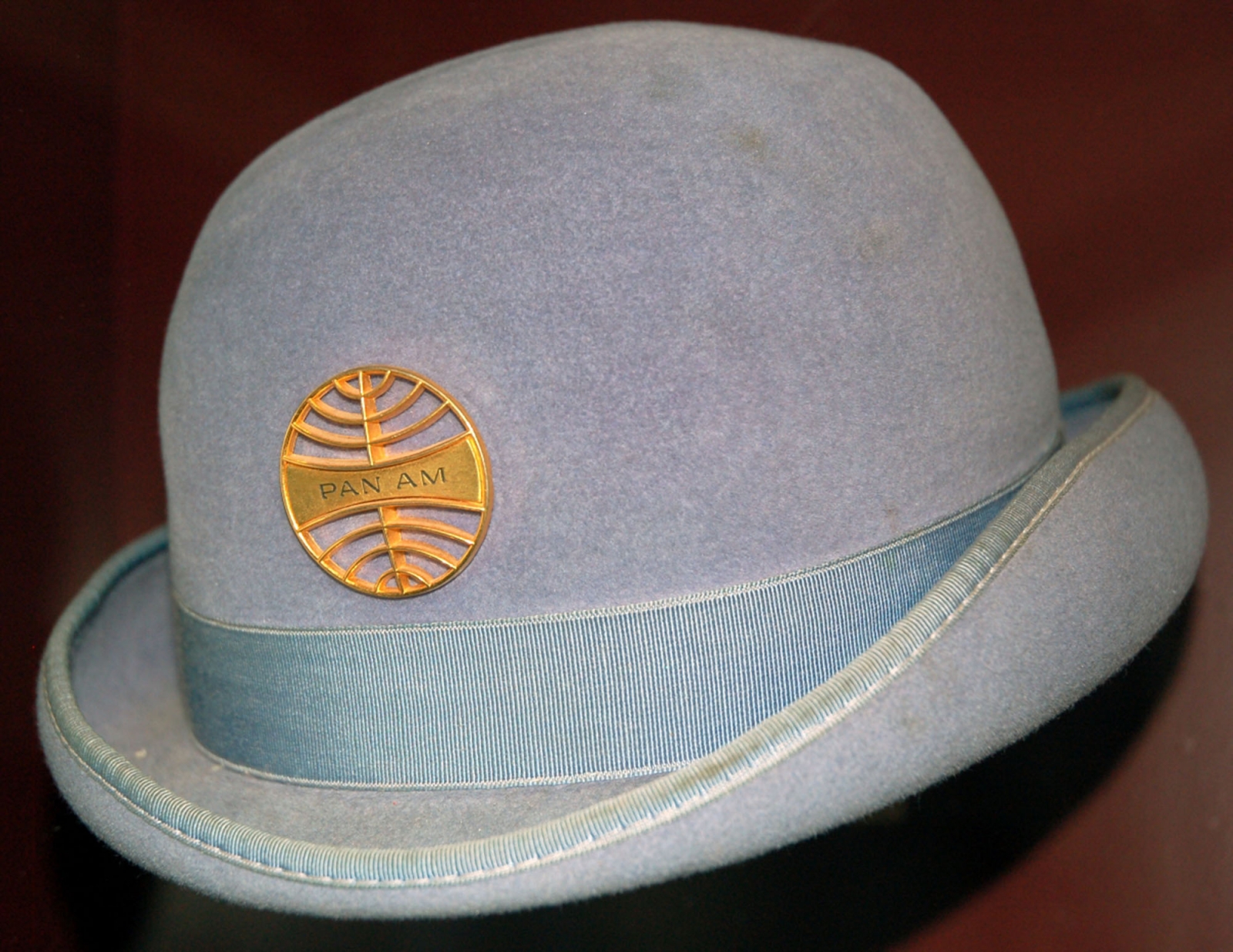 Der Hut einer Stewardess